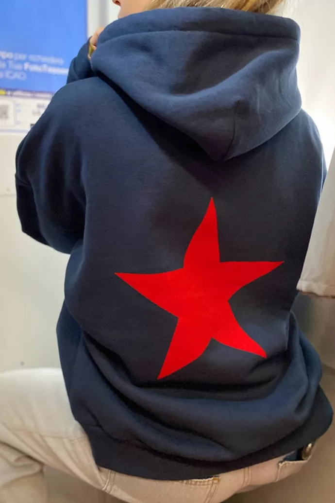 Subdued Felpa Star^Donna Graphics