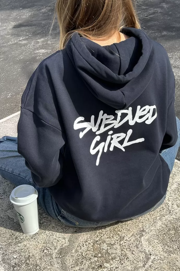 Subdued Felpa Girl^Donna Graphics