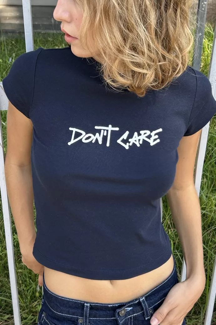 Subdued T-shirt Don't Care^Donna Graphics